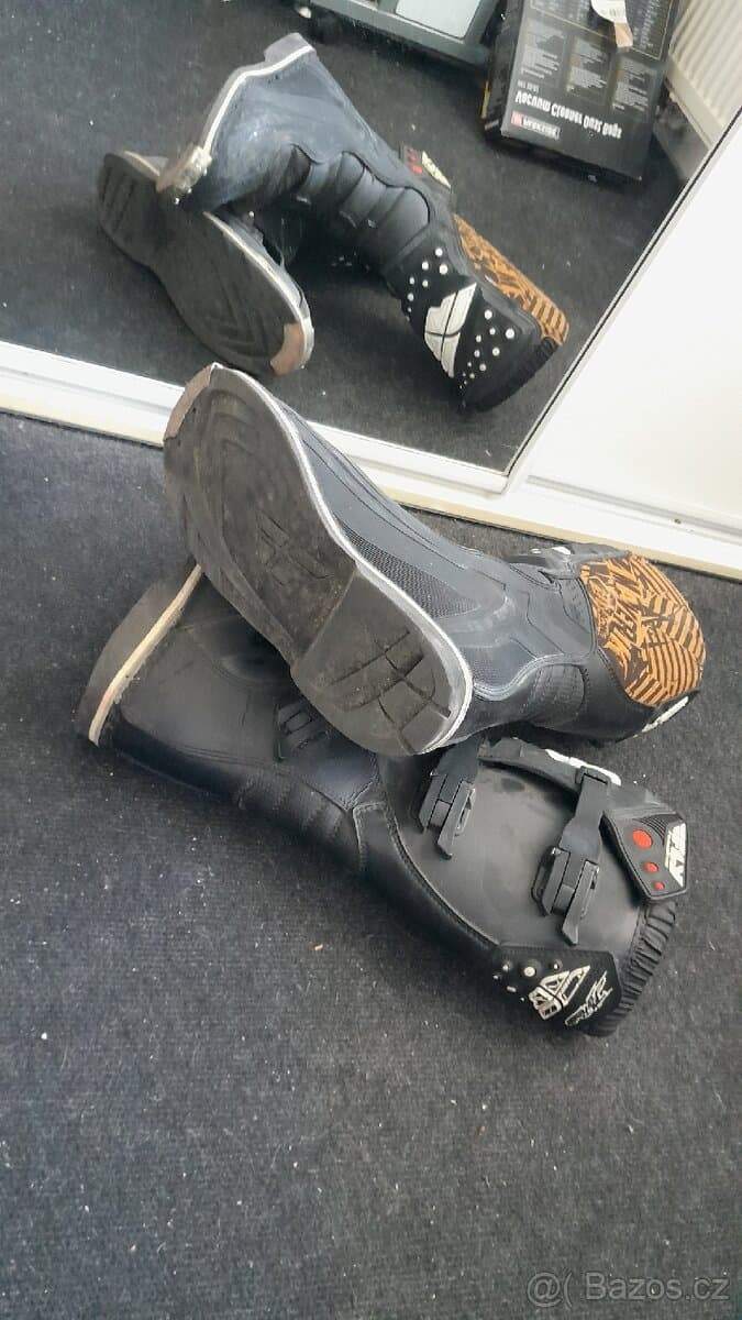 Boty na enduro nebo čtyřkolku