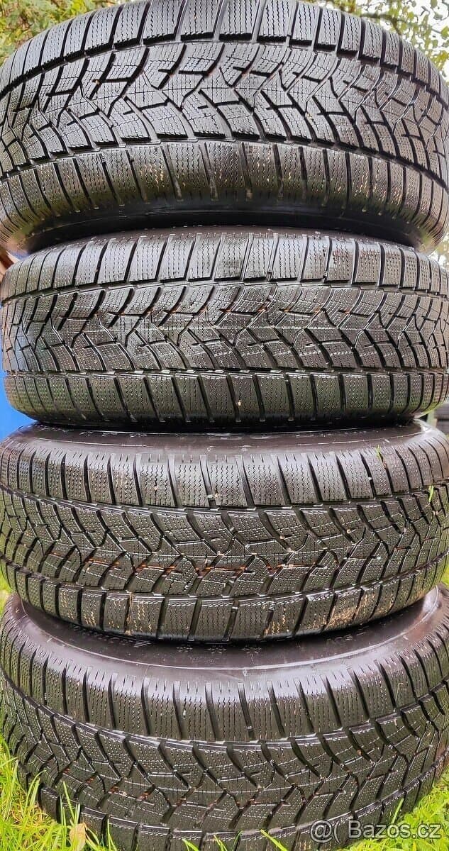 Zimní sada Volvo XC60 r18 5x108 Dunlop 235/60/18  8mm  2021