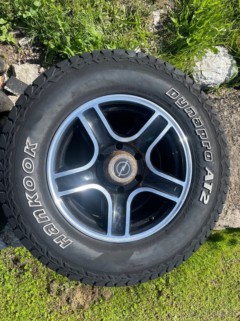 Alu kola R16 pneu 255/65 R16