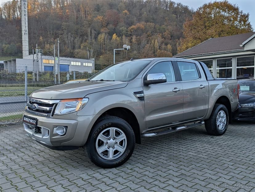 Ford Ranger LIMITED 3.2TDCi A/T, KAMERA, NAVIJÁK