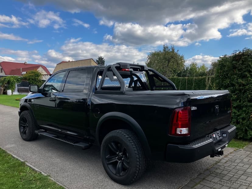 Dodge Ram 1500 Classic WARLOCK - 2023 - Pentastar