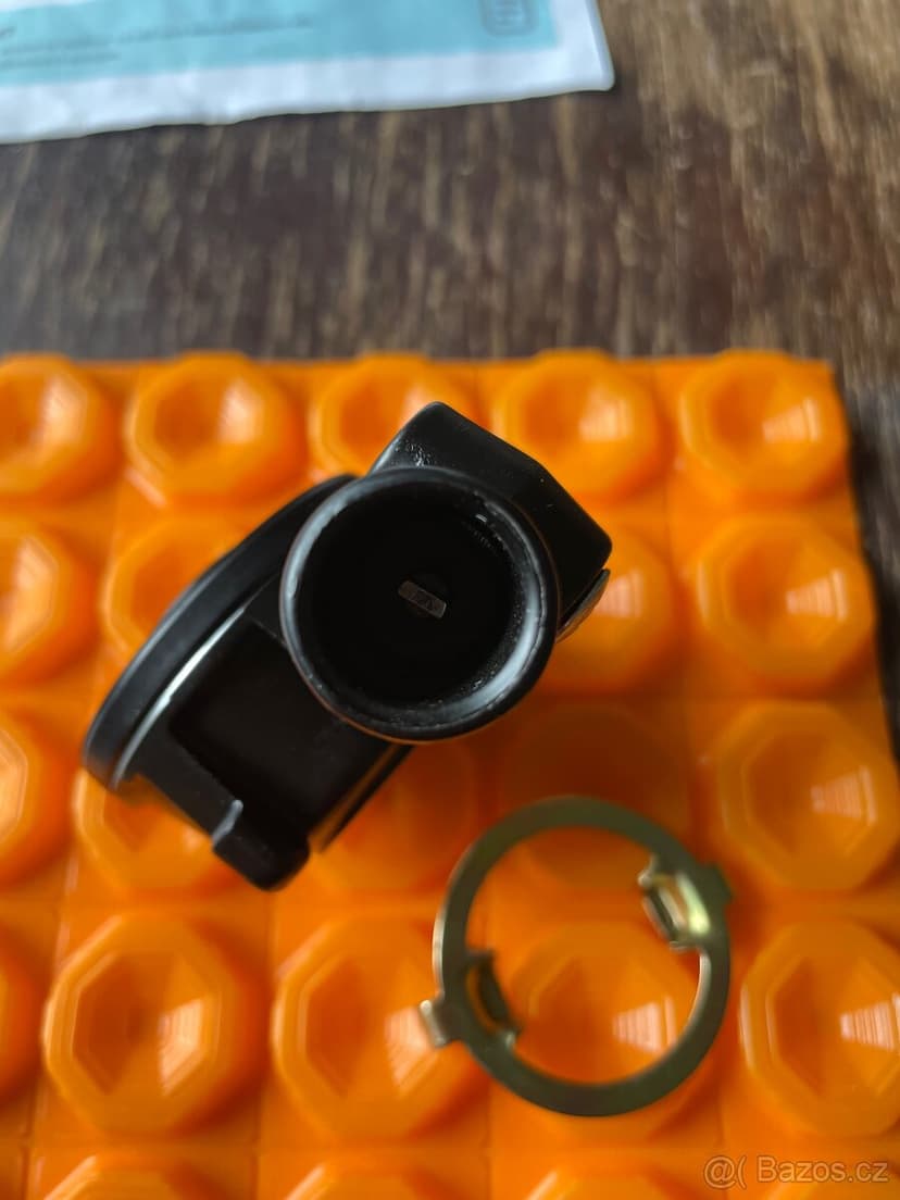 Náhon tachometru šnek tachometru převod Honda XR