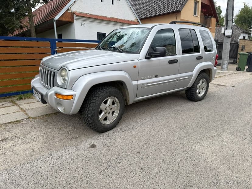 Jeep Cherokee 2.8 CRD, 4×4, 110 kW, r.v. 2003 AUTOMAT