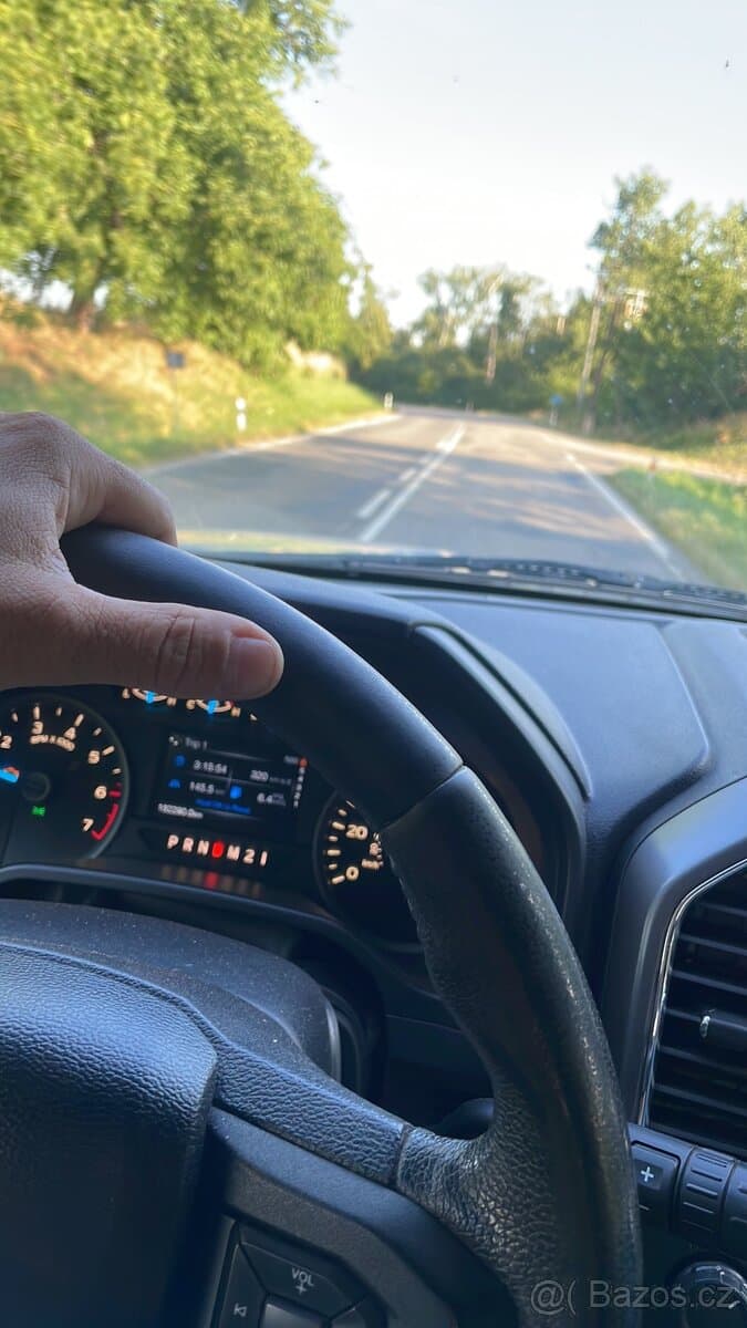 Prodám Ford F150 V6 3.5 Bi-Turbo 390 koní 4x4