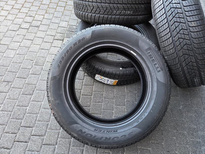 Zimní pneumatiky Pirelli Scorpion Winter 255/60 R20 113V