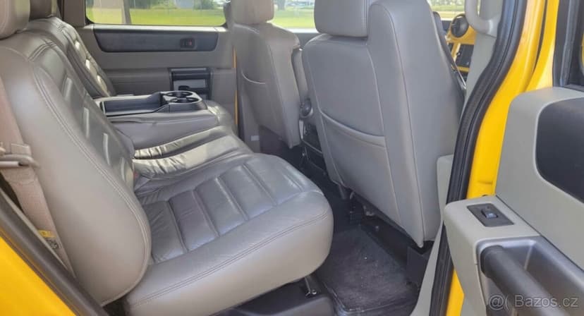 Hummer H2 sport utility 4D