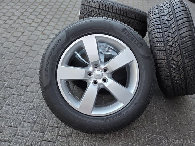 Originální nová zimní alu kola R20 Land Rover Defender