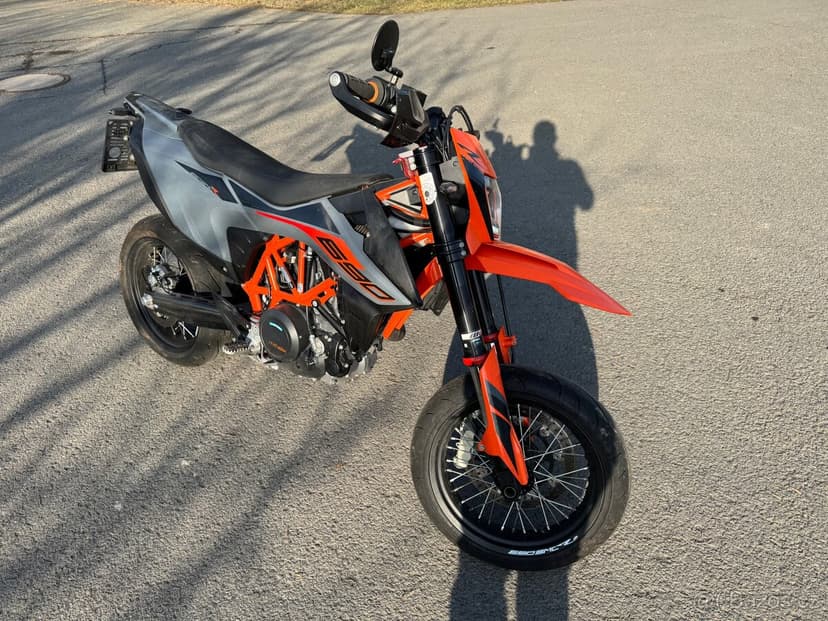 KTM 690 SMC R