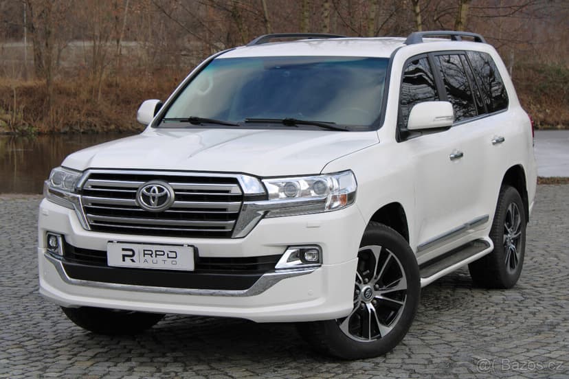 Toyota Land Cruiser 200 4.5 D4-D V8 183kW / 72.950km / 2020