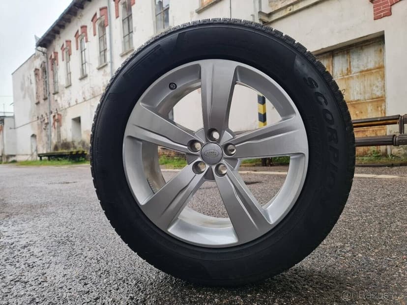 zimní R19" land rover velar 5x108 8,5jx19 et45