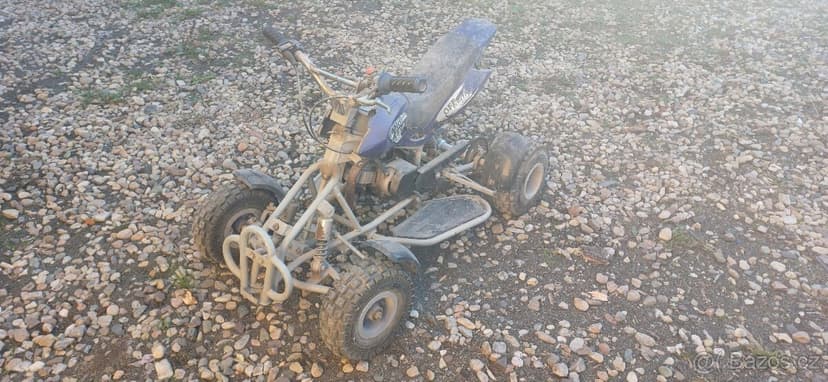 Prodám malou čtyřkolku 2T