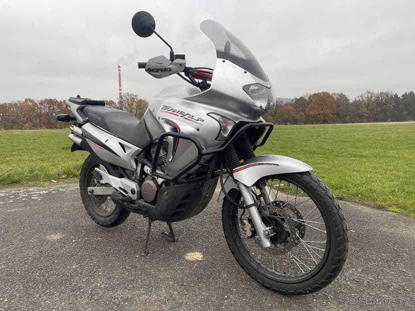 Honda XL 650 Transalp.
