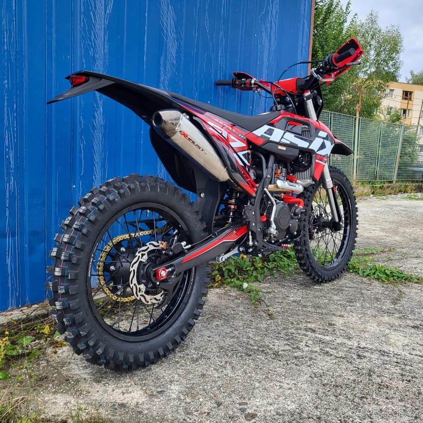 Enduro ASIX XT97 300cc vodník 21/18 červený
