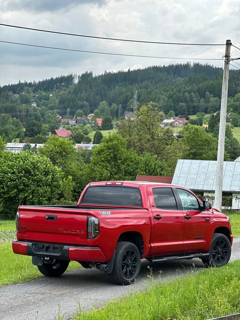 Toyota Tundra 5.7 V8 LPG