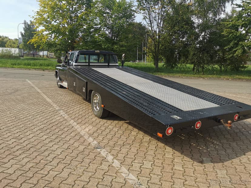 Chevrolet C30 Silverado Double Cab 3+3 odtahovka