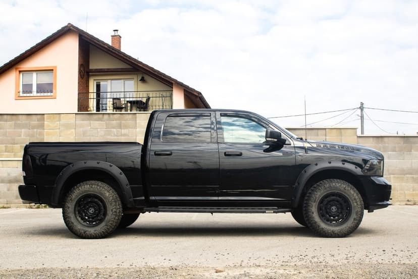 Dodge RAM 1500 5.7 HEMI