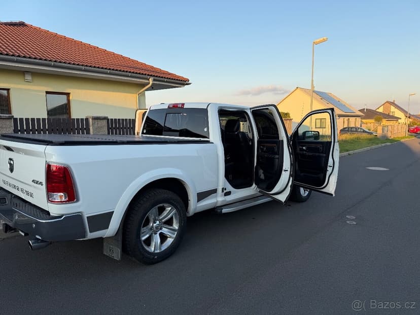 Dodge RAM 1500 crew cab, LONG, 5.7 HEMI, 4x4, lpg