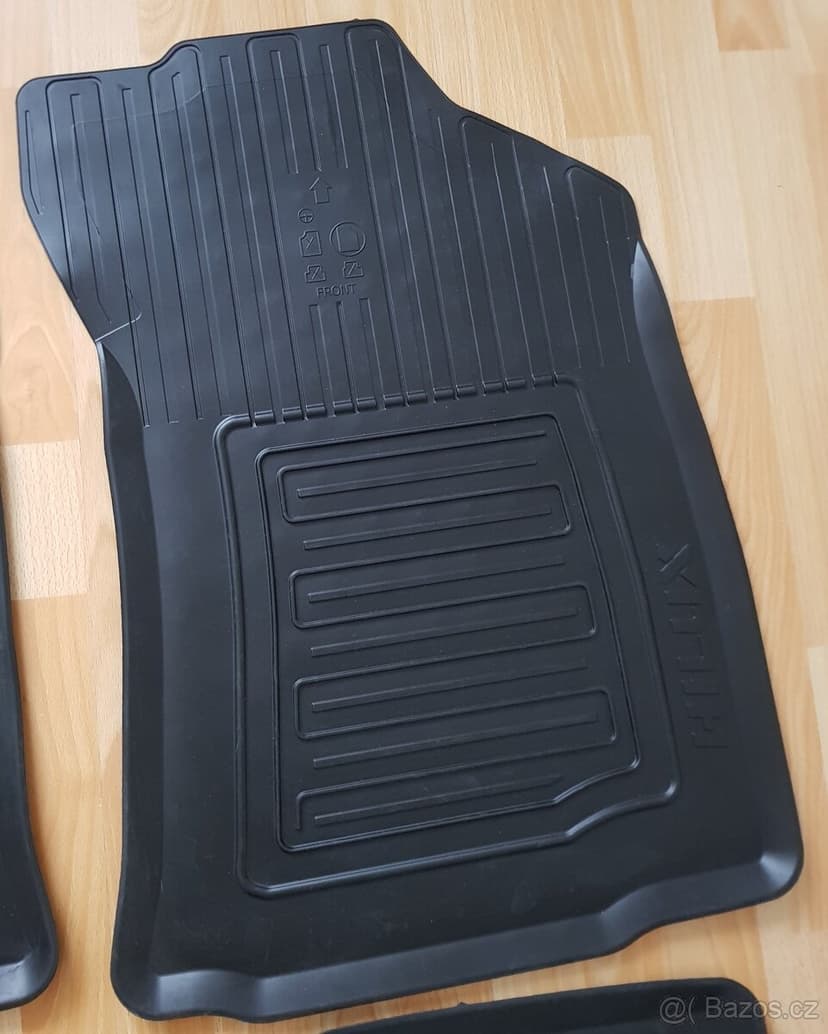 Koberce Toyota Hilux