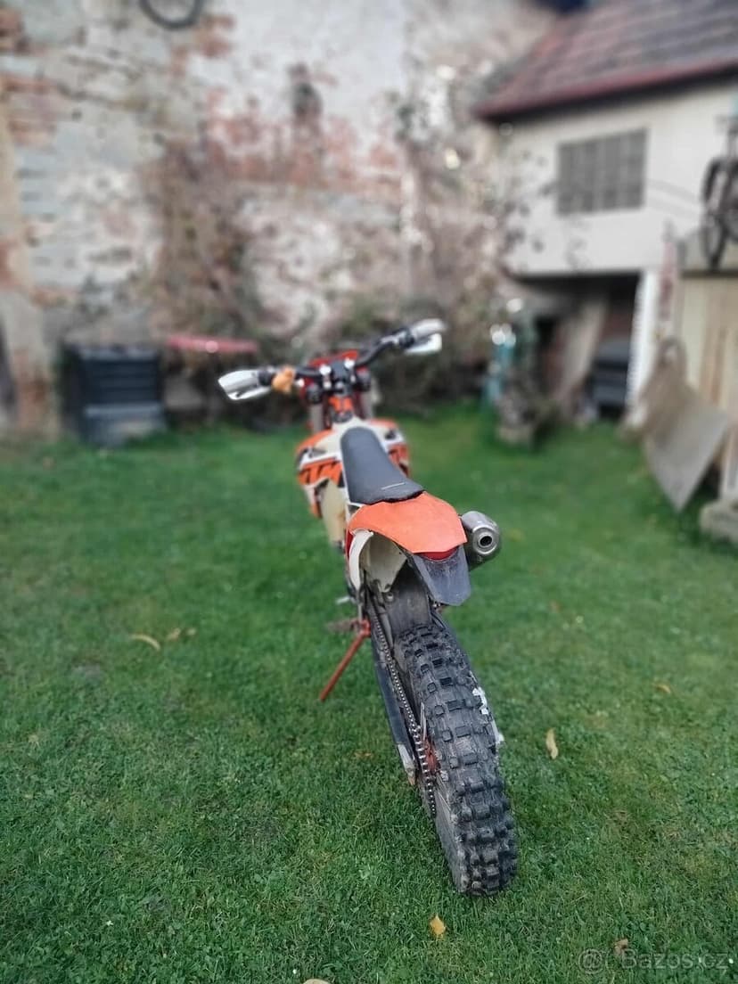 Enduro KTM exc450 stříkačka
