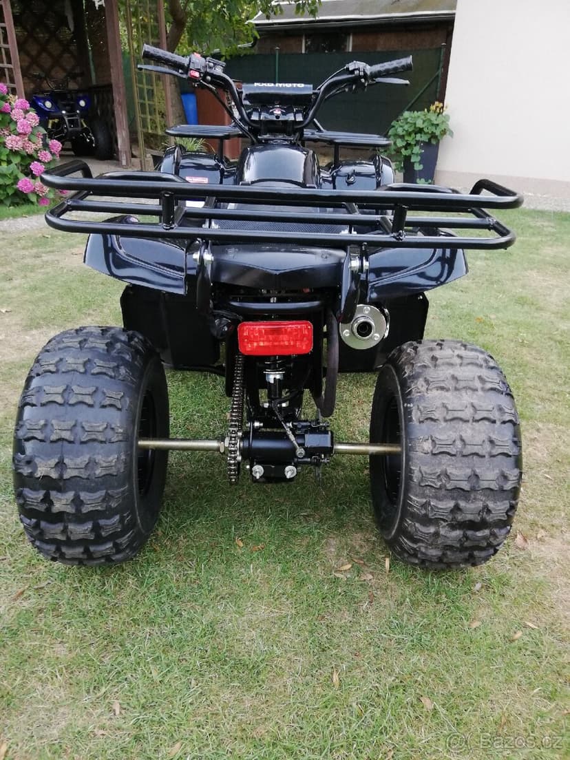 Dětská čtyřkolka