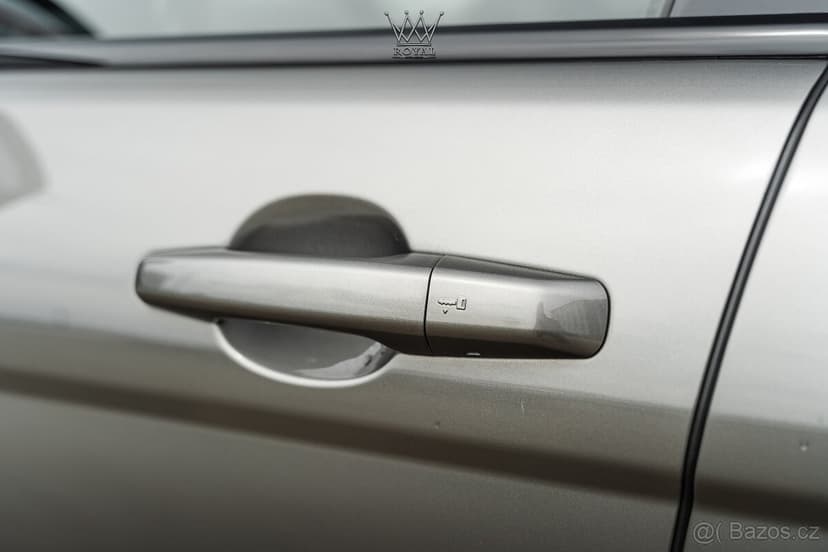 Land Rover Range Rover Evoque 2.0D R-Dynamic HSE AWD DPH