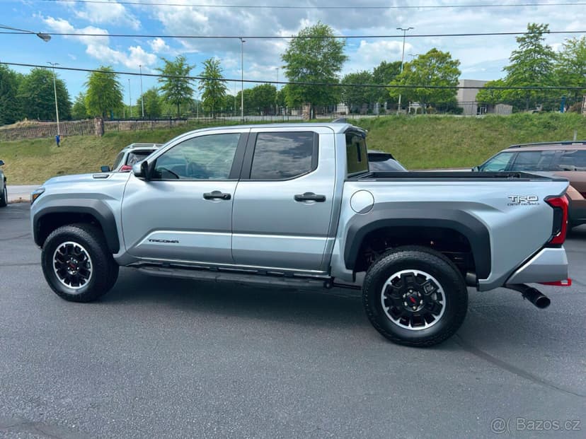 Toyota Tacoma TRD Off-Road Hybrid 2024, 2.4L Turbo, automat