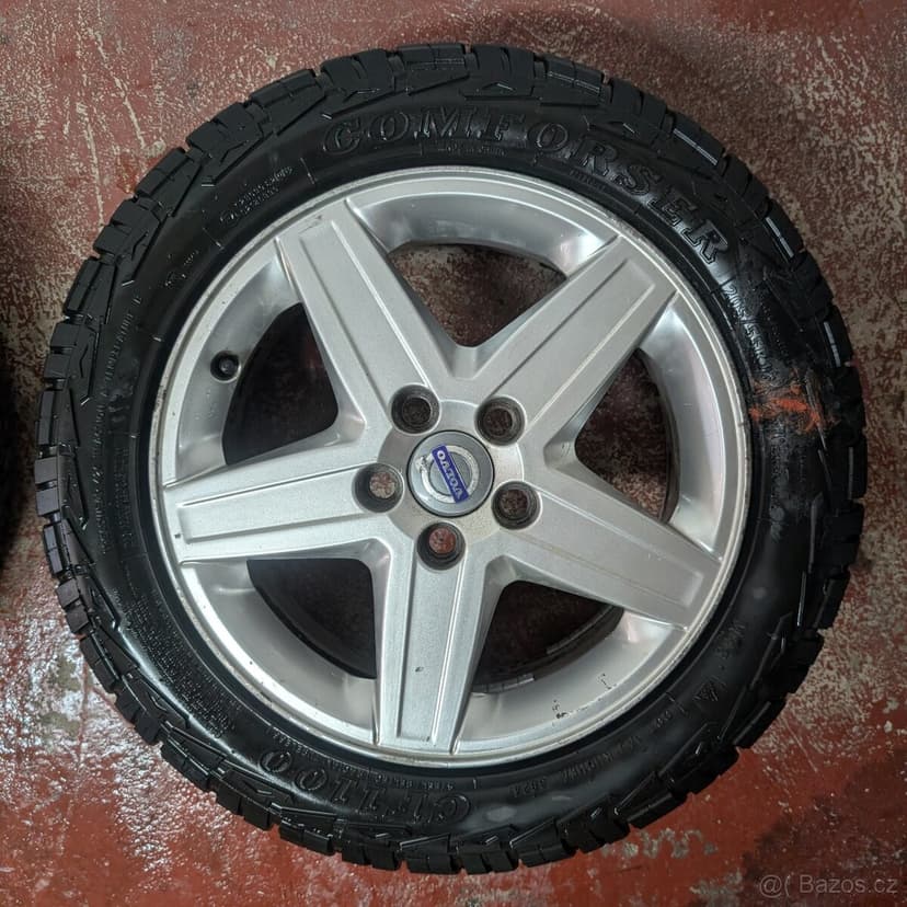 4x Alu disky Volvo/Jaguar 205/55 R16 ET52,5 5x108