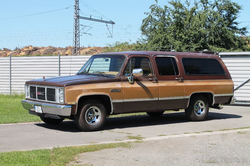 1988 GMC Suburban Sierra Classic 1500 2WD 5.7 V8