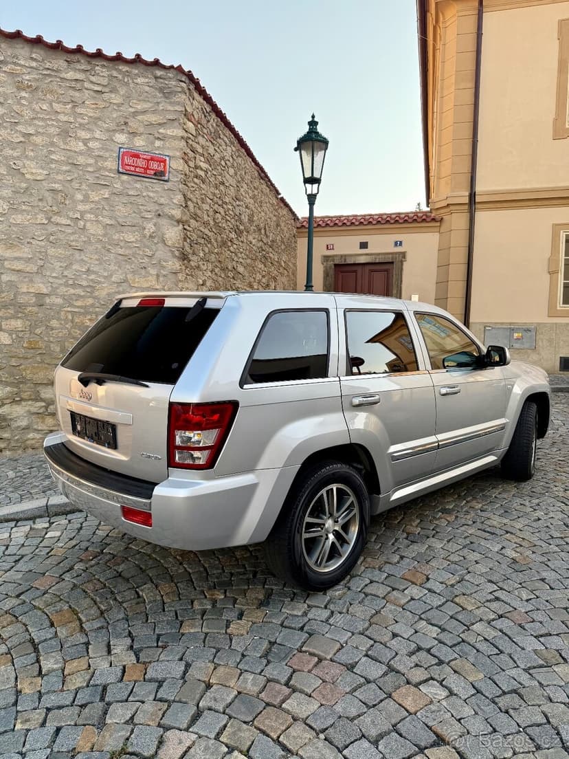 Jeep Grand Cherokee 3.0CRD Sport Kůže 4x4 Navi Kamera