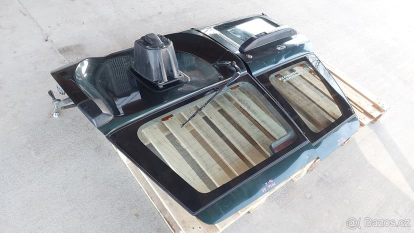 Nissan Patrol GR Y61 – Zadni dveře