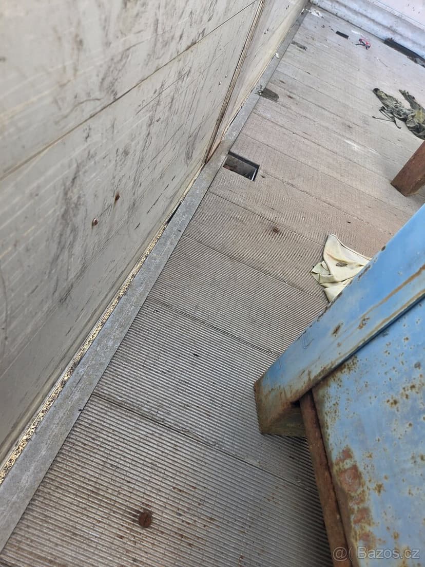 Hliníková korba, Renault, valnik