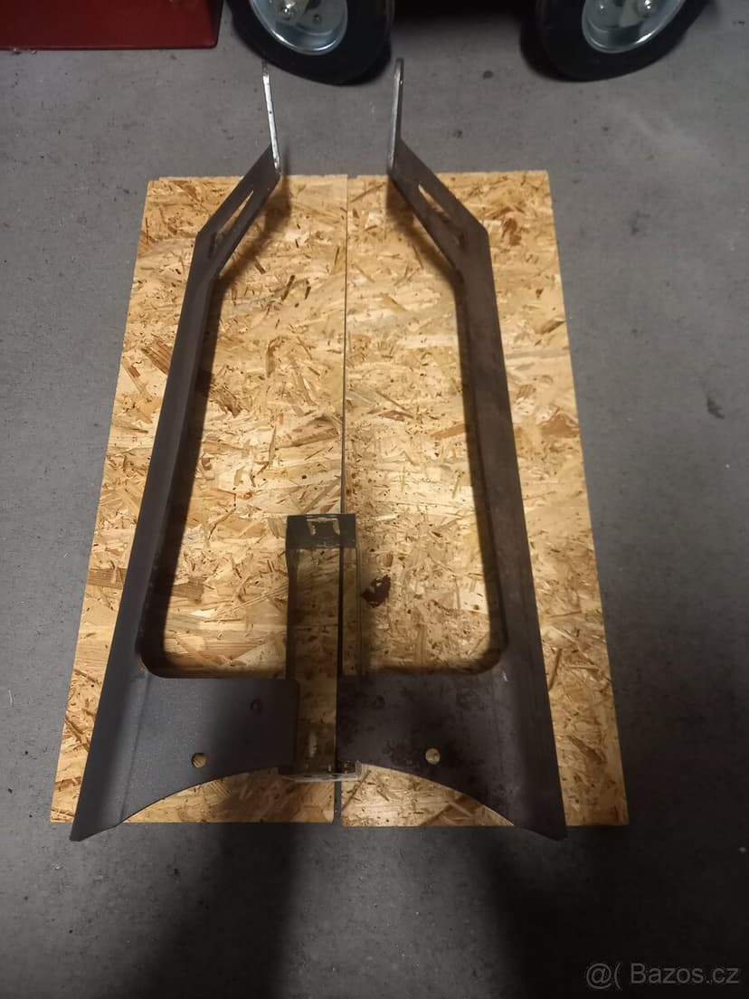 Držák LED rampy Wrangler JK