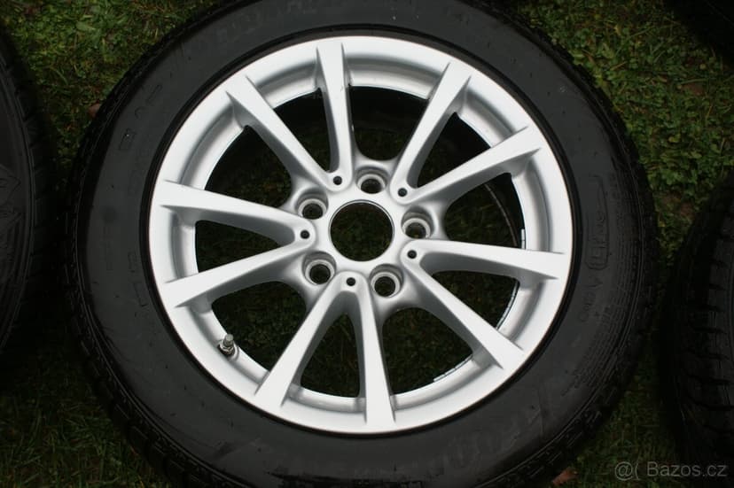 BMW lehce prohnute original kola R16 5x120 zimni pneu