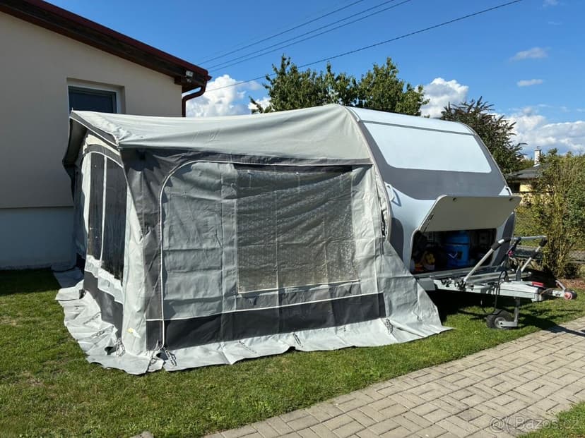 Karavan Weinsberg + mover,předstan