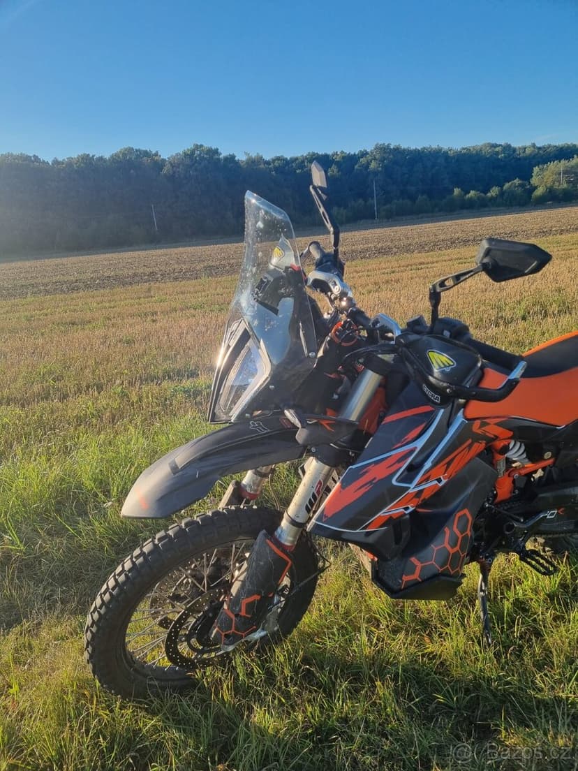 KTM 790 Adventure R