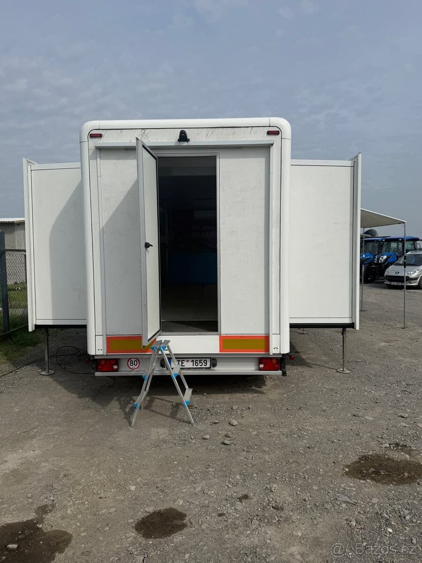 Prodejna, kancelář, tiny house, výstavní stánek