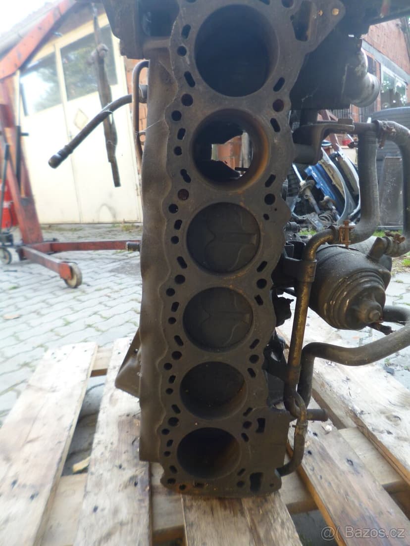 Blok motoru 2,8TD Nissan Patrol Y60