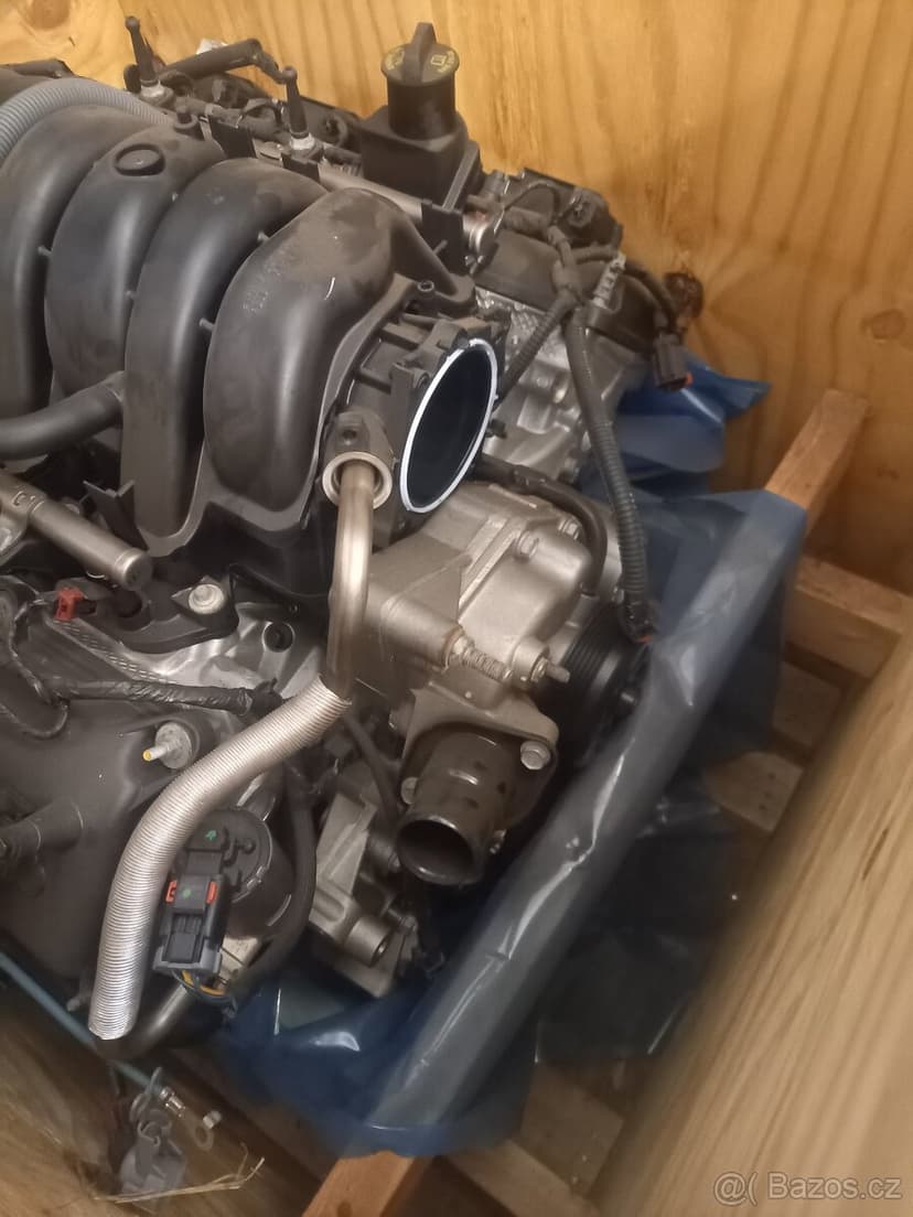Originál nový motor 5,7 HEMI