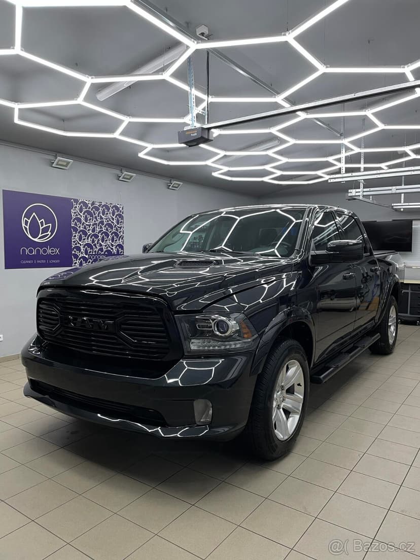 Dodge RAM 1500 Sport 5.7 Hemi V8 +LPG STAG rv 2016