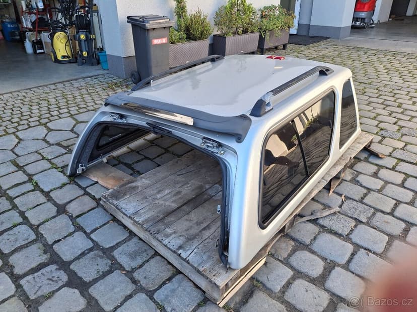 Nissan Navara D40 KING-CAB, hard-top.