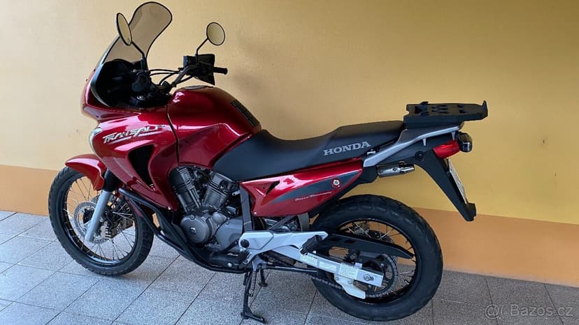 Honda Transalp XL650V / doplňky / kufr /po servisu /TOP STAV