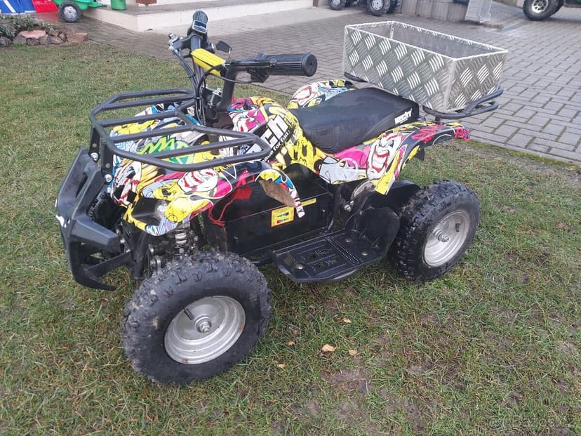 Dětská akumulátorová čtyřkolka HECHT