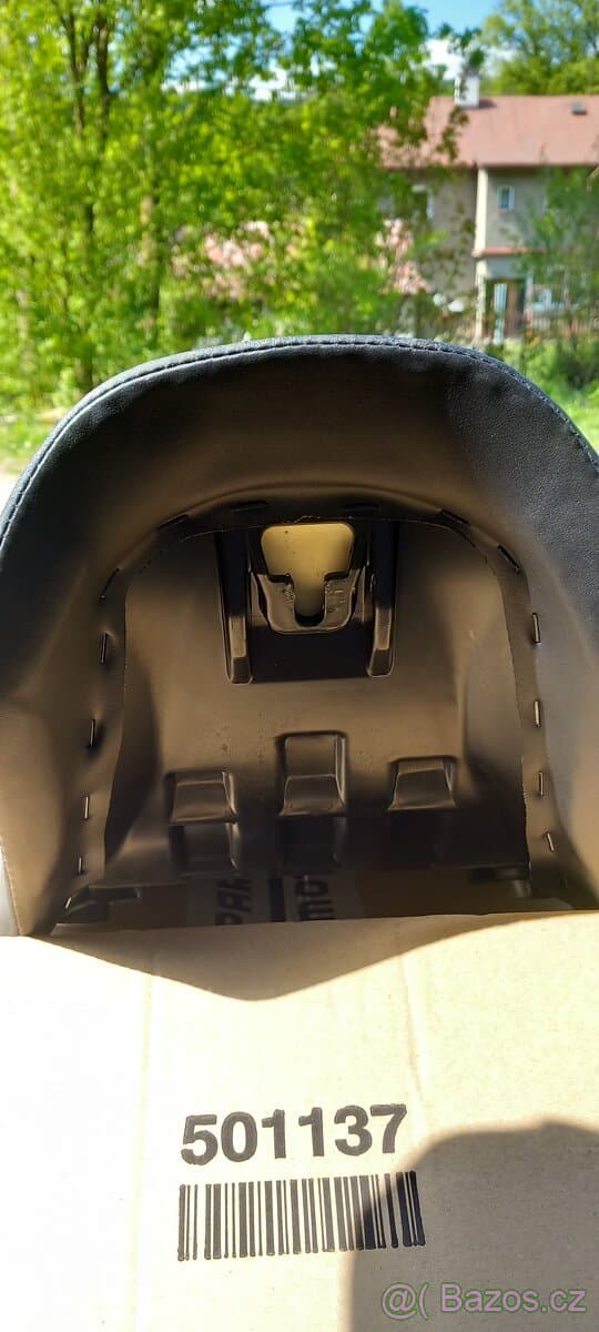 Prodám sedlo na Hondu xl transalp 750