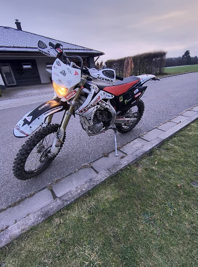 Enduro 250