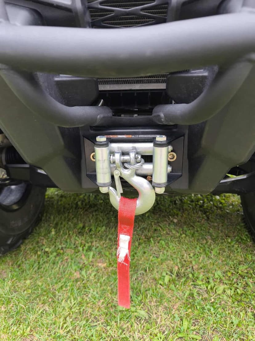 Bombardier 570L MAX - Can-Am