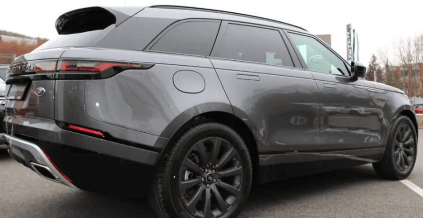 Velar 3.0 D300 R-Dynamic – NOVÝ MOTOR najeto 17tis km
