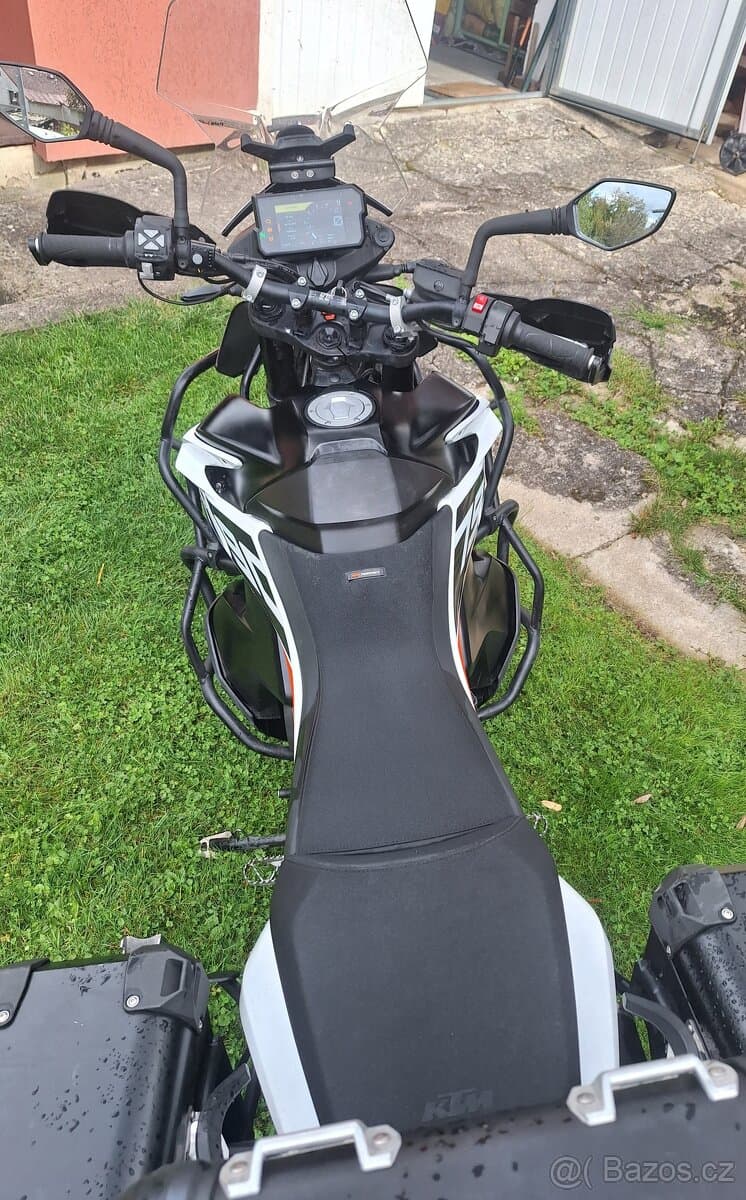 KTM 790 Adventure, r.v.2019, původ ČR