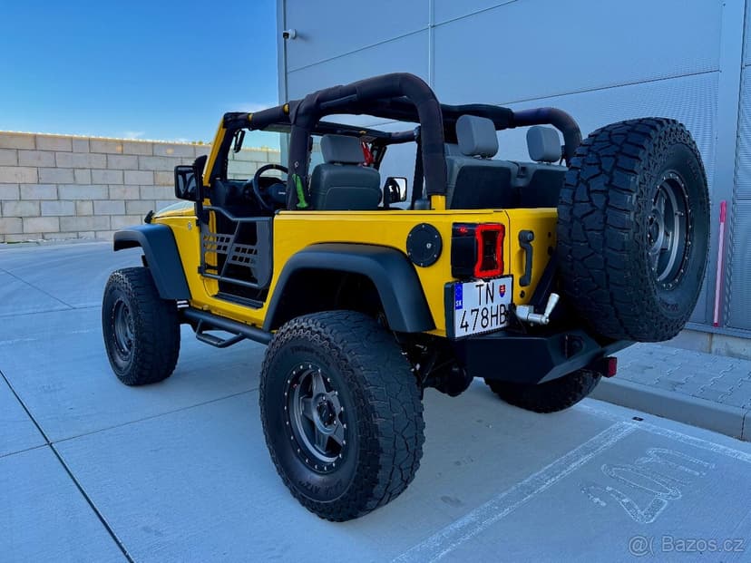 JEEP WRANGLER JK 3.8l YELLOW 2-DOOR