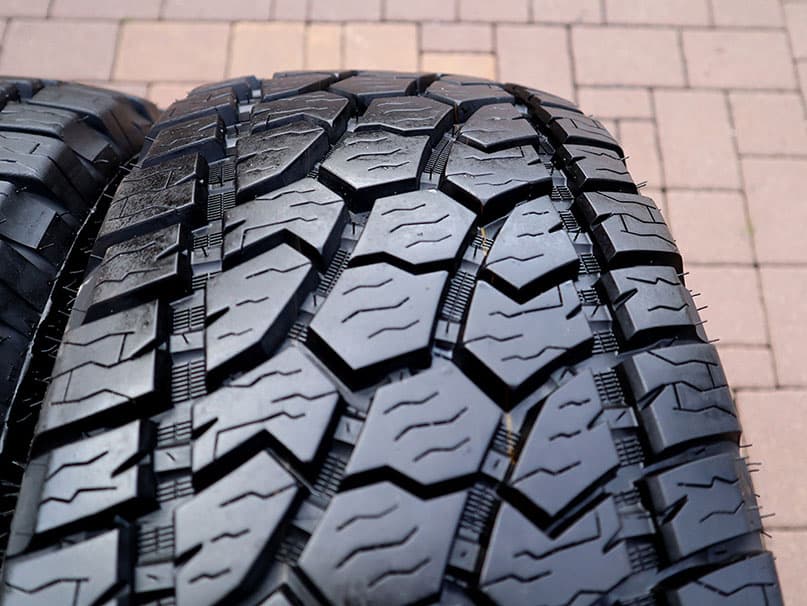 4x 295/65R20 RADAR – TÉMĚŘ NOVÉ– DODGE RAM