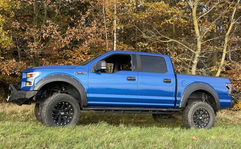 Ford F-150 Supercrew lift
